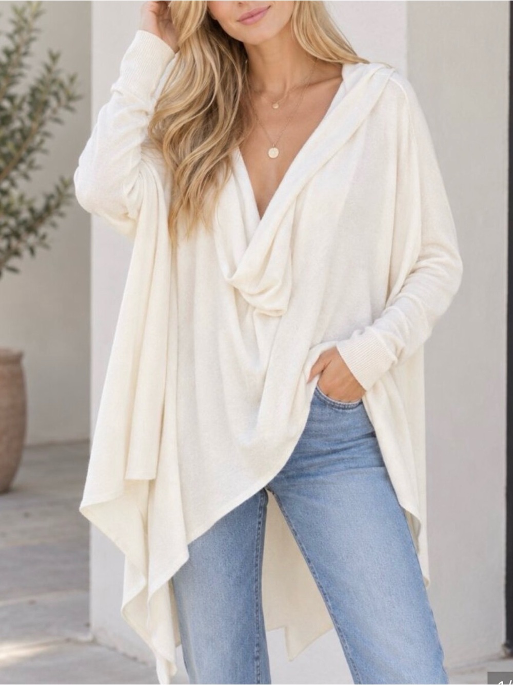 lovestitch Light Gray/Cream Knit Sweater